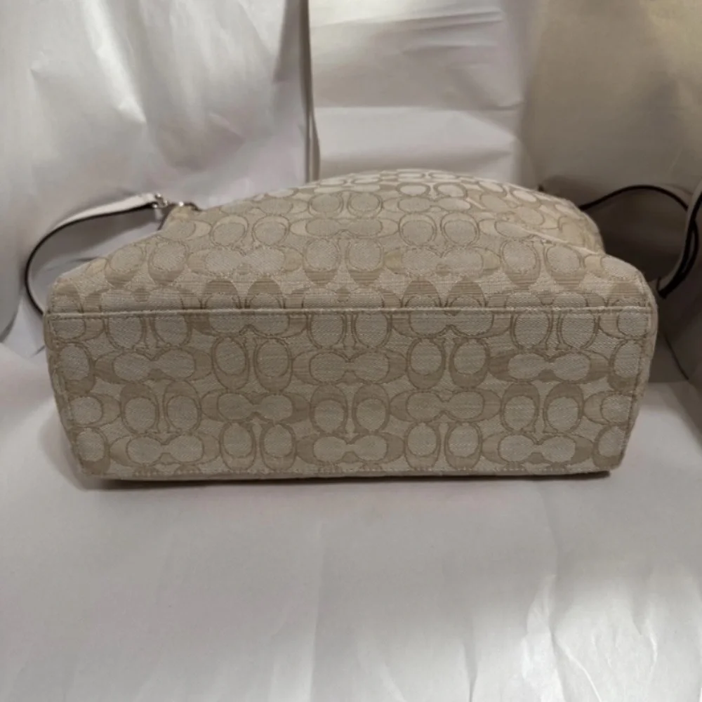 Coach Beige Signature Shoulder Bag​
